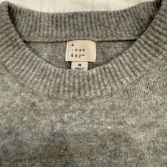 Target A New Day Sweater. Size medium - Picture 3 of 3